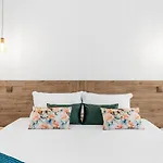 아파트 Geres Villas 제어스