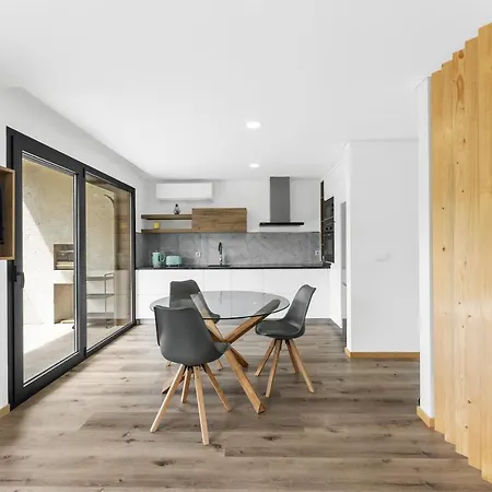 Geres Villas Lägenhet *