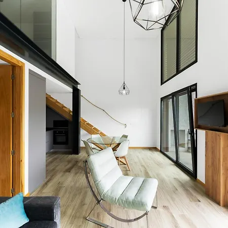 Lägenhet Geres Villas Geres