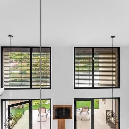 Geres Villas דירה *